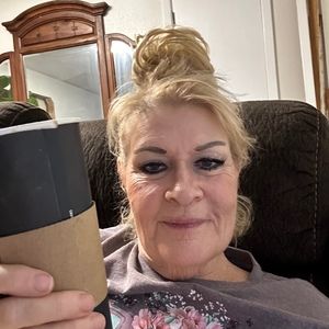 Meet your Posher, Brenda